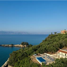 7 bedroom seafront luxury villa with pool & jacuzzi, near Acharavi, sleeps 14-15